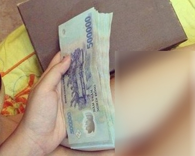 Bi chi trich khoa than khoe tien, nu sinh cap 3 len tieng hinh anh