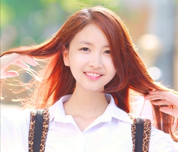 Nu sinh 10X cao 1,68 m hinh anh