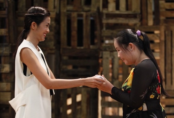 Tang Thanh Ha uu ai mon 'Banh canh tom cha' que nha hinh anh