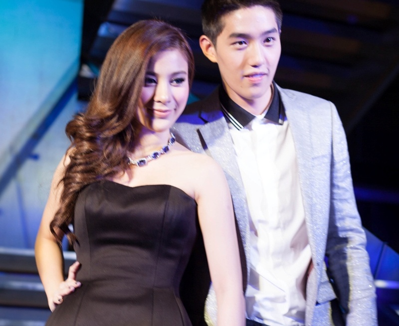 Dan sao 'Tuoi noi loan' du hop bao ra mat bom tan kinh di hinh anh