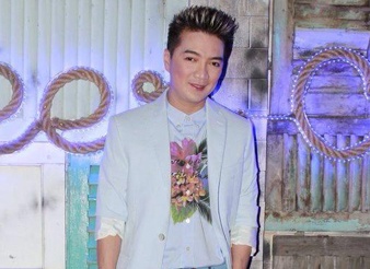 Dam Vinh Hung xin chuoc lai giay cu bang moi gia hinh anh