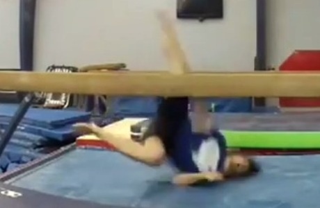 Clip cac tai nan khong tuong khien nguoi xem chao thua hinh anh