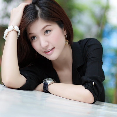 Nu thac si co cat-xe hau hinh hon ngoi sao giai tri hinh anh