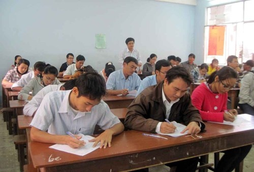 Dong Thap thi tuyen Pho hieu truong truong chuyen hinh anh