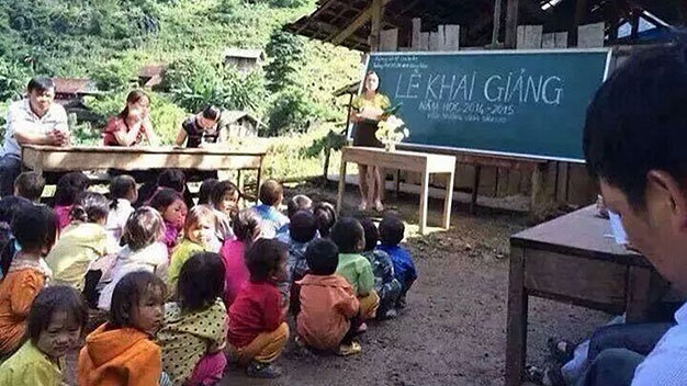 Di tim ngoi truong 'gay song' tren mang hinh anh