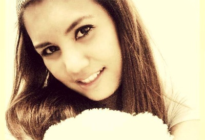 Clip co gai Philippines hat 'Dung xa em dem nay' hinh anh