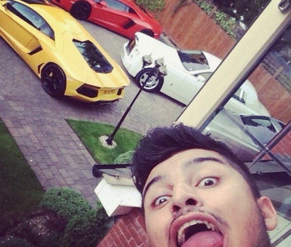 Hot boy bi ghet vi qua giau co hinh anh