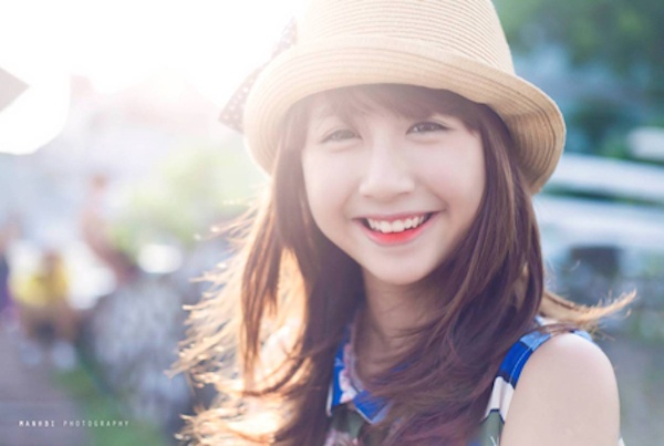 So với thời mới nổi, Quỳnh Anh ở hiện tại chững chạc, có gu thời trang tinh tế hơn. Ảnh: Lao động.