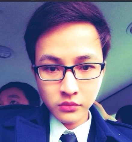 Gương mặt không tuổi của thầy Tiến Minh được nhiều học sinh yêu mến.