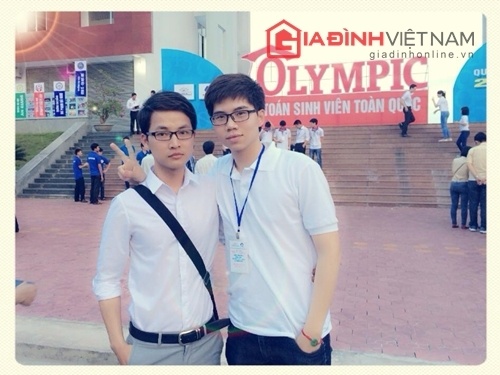 Thầy và trò trong kỳ thi Olympic.