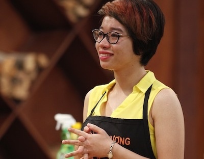 Em vui vì em nhận ra nhiều bài học, bài học quan trọng nhất là phải cẩn thận hơn và bớt tính chủ quan hơn. Có lẽ em đọc sách nhiều, em hiểu biết, em biết nhiều thứ nhưng sự hiểu biết đấy chỉ là lí thuyết mà thôi. Em thiếu kinh nghiệm và em thiếu sự luyện tập. Điều đó nó chưa đủ để em bước tiếp vào bán kết và em hài lòng với kết quả ngày hôm nay”. 