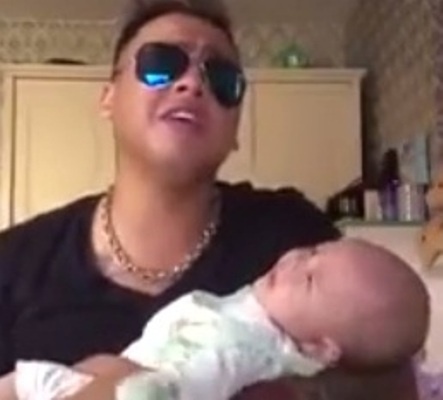 Clip ong bo 9X hat ru con ngu sanh dieu hinh anh