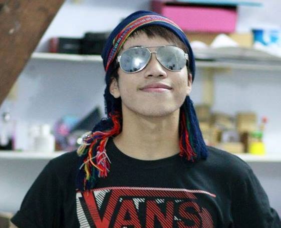 Clip 9X gia tieng saxophone, nhai giong Le Roi hinh anh