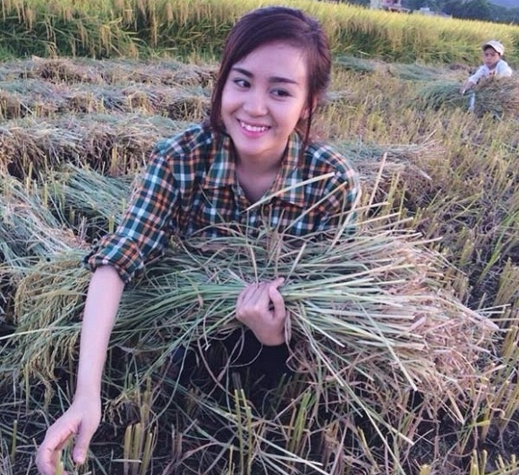 Dan hot girl 'Anh khong doi qua' gay sot gio ra sao? hinh anh