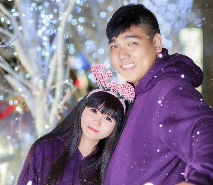 Khoanh khac am ap cua cap doi khong lo - ti hon o Sai Gon hinh anh