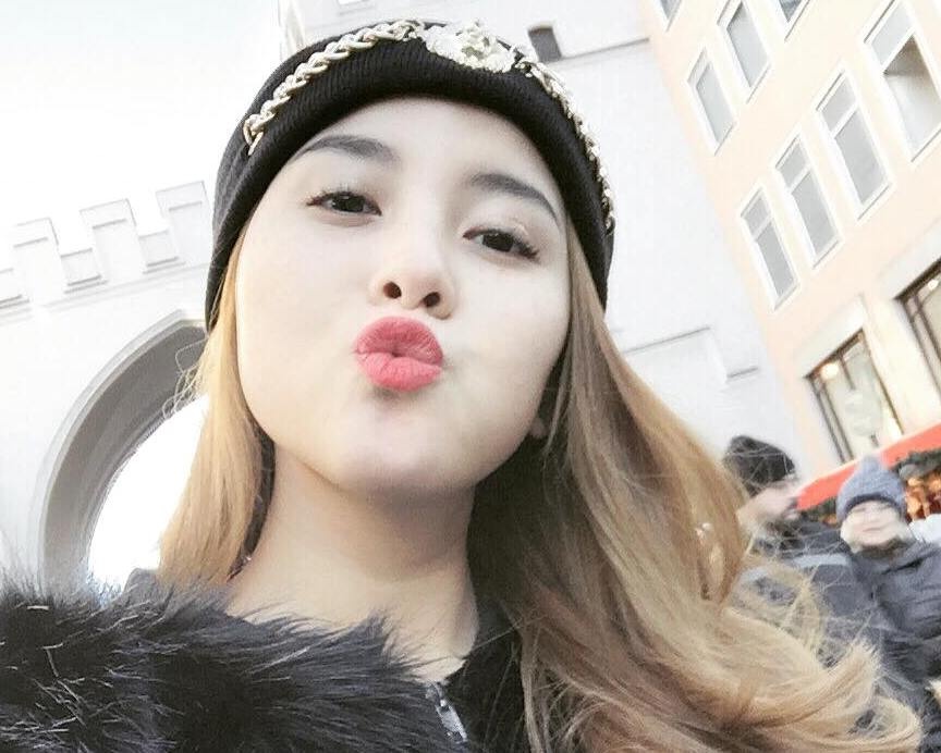 DJ Myno don Giang sinh co don o chau Au hinh anh