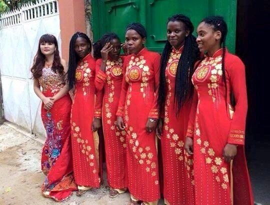 Lễ ăn hỏi gây tò mò nhất năm 2014.