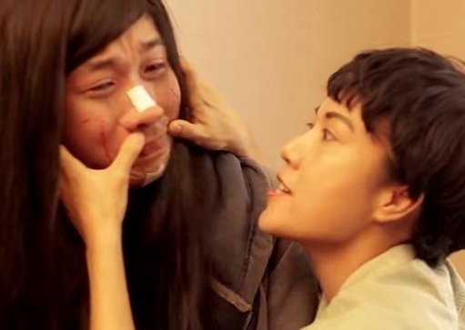 Clip chuyen bi hai cua 9X vay tien phau thuat chuyen gioi hinh anh