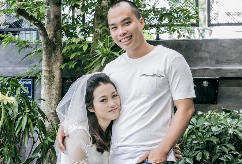 Phú Phong và Quỳnh Chi lệch nhau 7 tuổi, kết hôn sau 3 tháng yêu nhau.