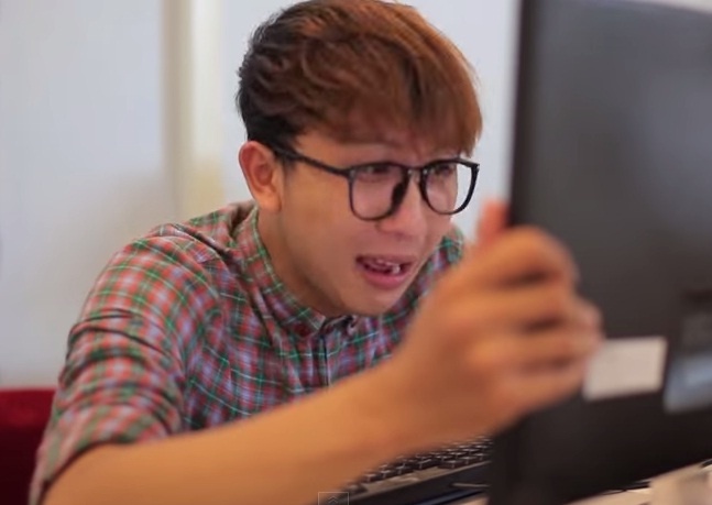 Clip nhung tinh huong xui xeo trong doi hinh anh