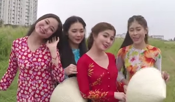 Clip nhac che Lan va Diep phien ban ten 400 nghe si hinh anh