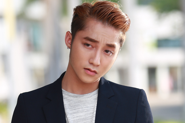 Son Tung bat ngo thay doi hinh tuong trong MV moi hinh anh