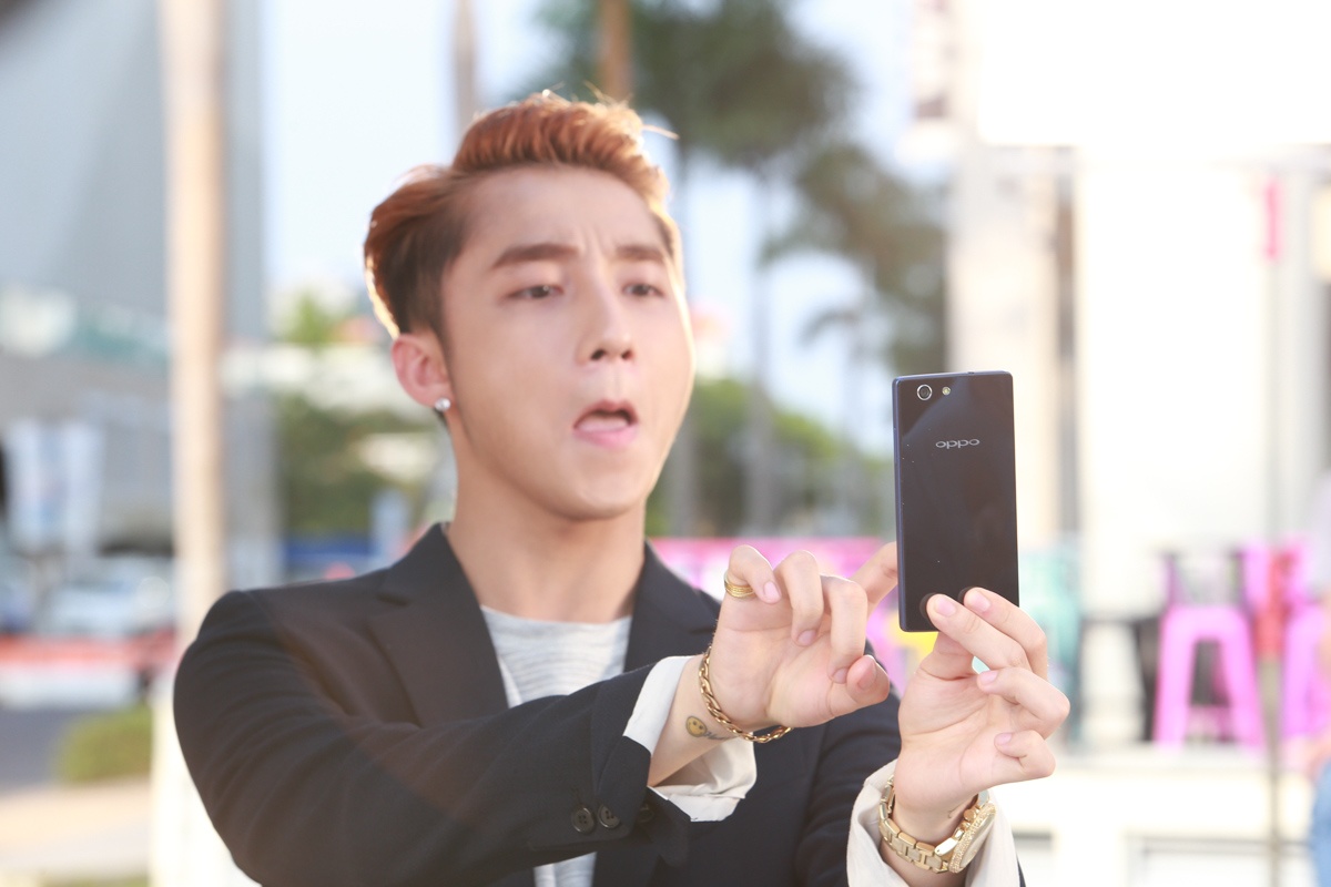 Sức bật của Sơn Tùng M-TP trong làng nhạc Việt thời gian qua là mơ ước của nhiều nghệ sĩ trẻ.