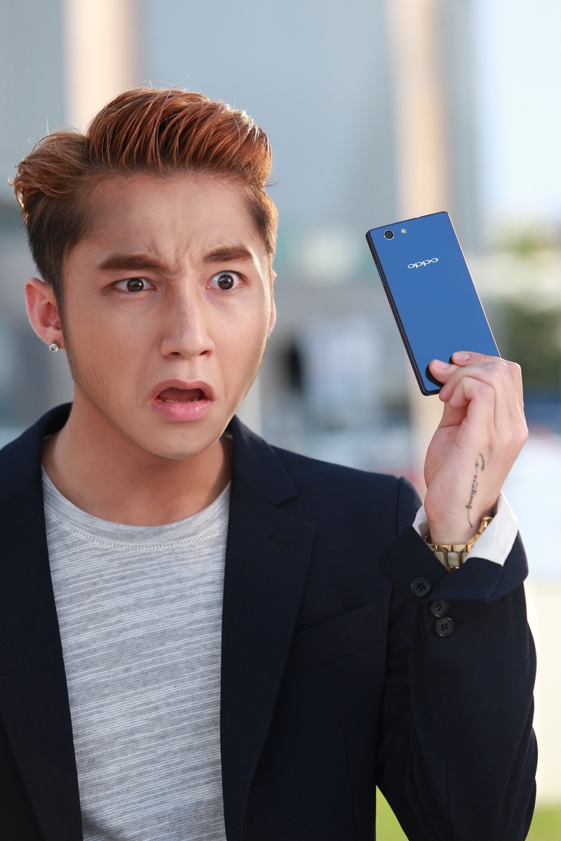 Những biểu cảm độc đáo, bất ngờ , hài hước cũng chính là điều các Sky hâm mộ Sơn Tùng.