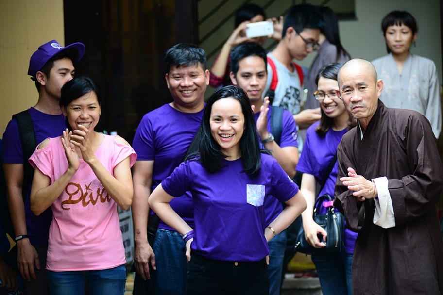 Giam doc van phong Viber Viet Nam tich cuc lam tu thien hinh anh