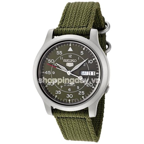 S1930 sử dụng dây dù của Quân Đội rất chắc và ko bị co giãn. Mặt phủ lớp titan và nắp đáy hoàn toàn bằng inox chất lượng cao nhất..