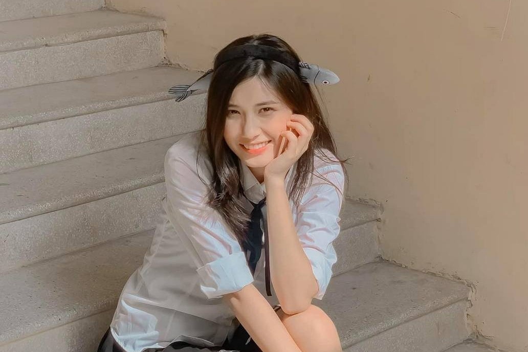 Nu streamer hao hung khi biet Ronaldo ve lai MU hinh anh