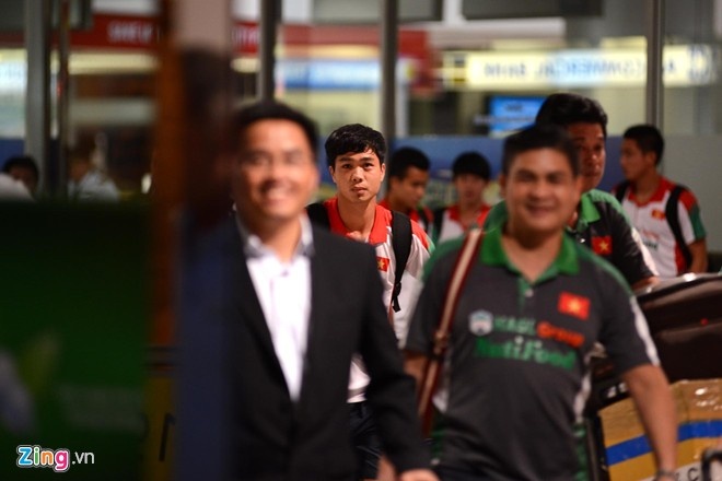 Cac cau thu U19 Viet Nam ve nuoc sau giai U19 chau A hinh anh
