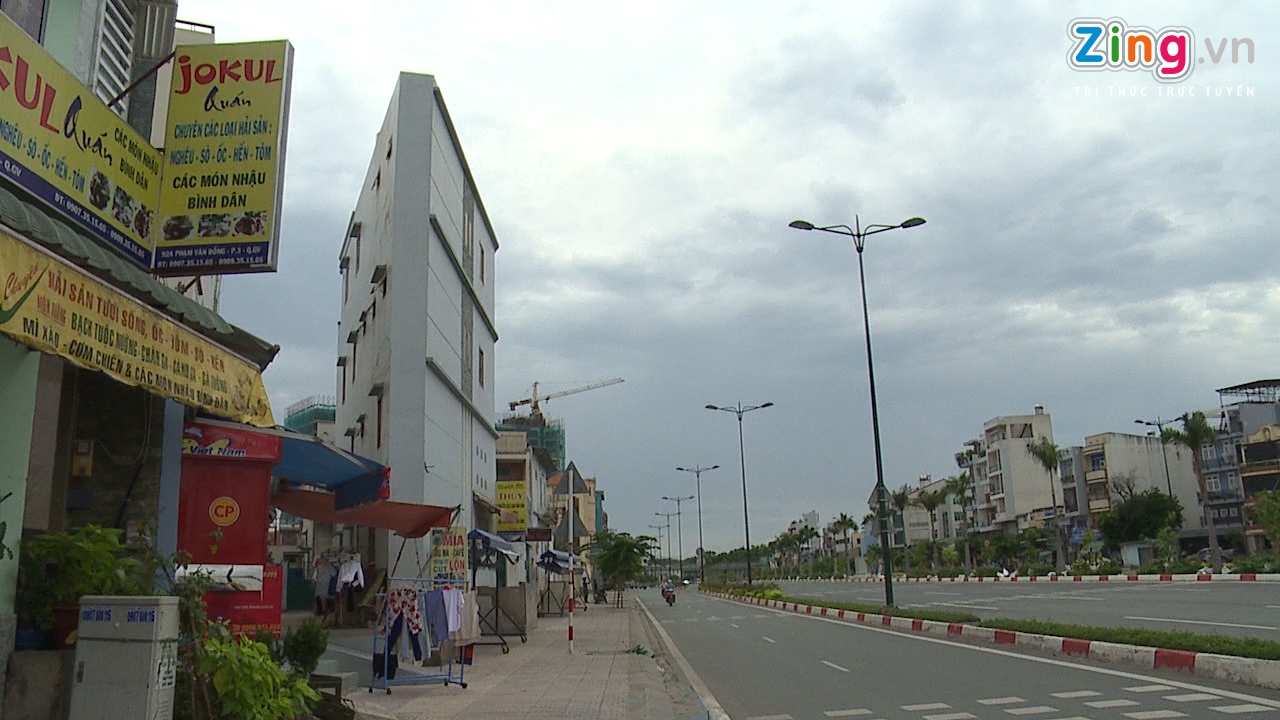 Nha ky di moc nhan nhan tren duong dep nhat Sai Gon hinh anh