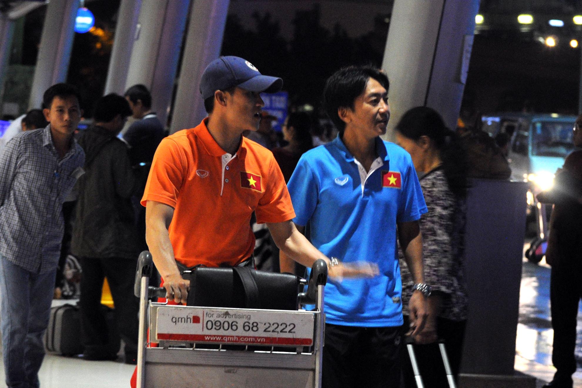 Cong Vinh cung DTVN co mat tai TP.HCM hinh anh