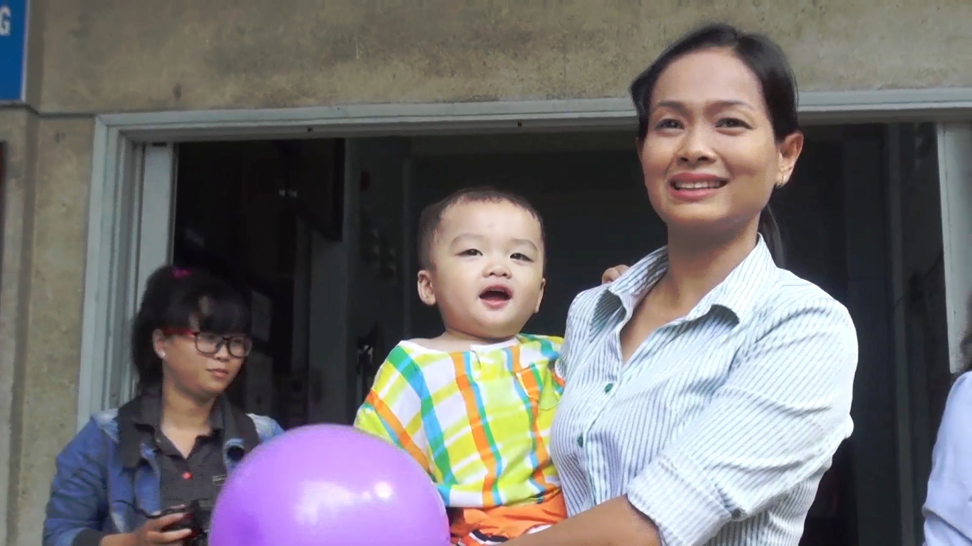 UBND phuong 1 se ban giao be Bo cho trung tam bao tro xa hoi hinh anh