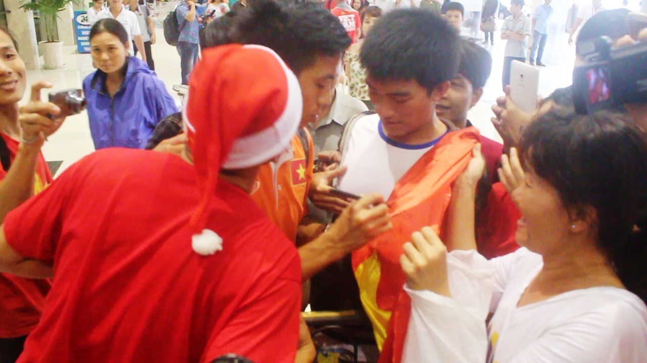 Van Quyet so hai vi suyt bi CDV nam hon hinh anh