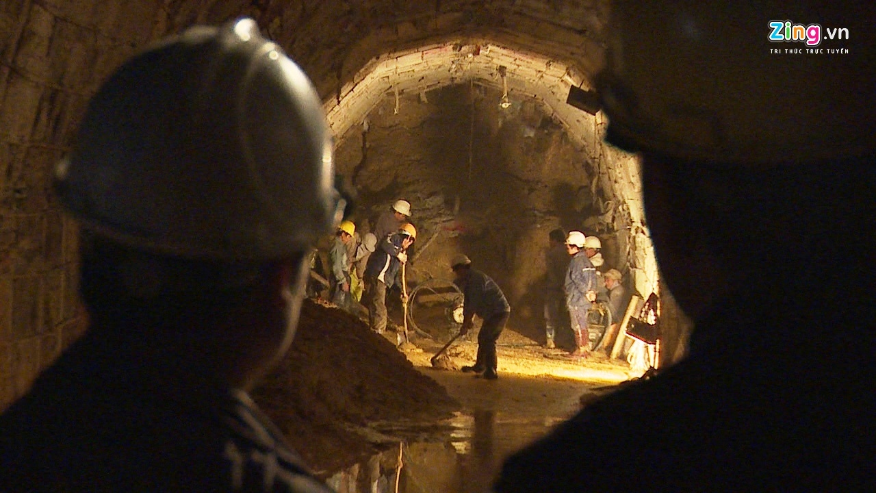 Trang dem dao ham cuu ho 12 nan nhan hinh anh