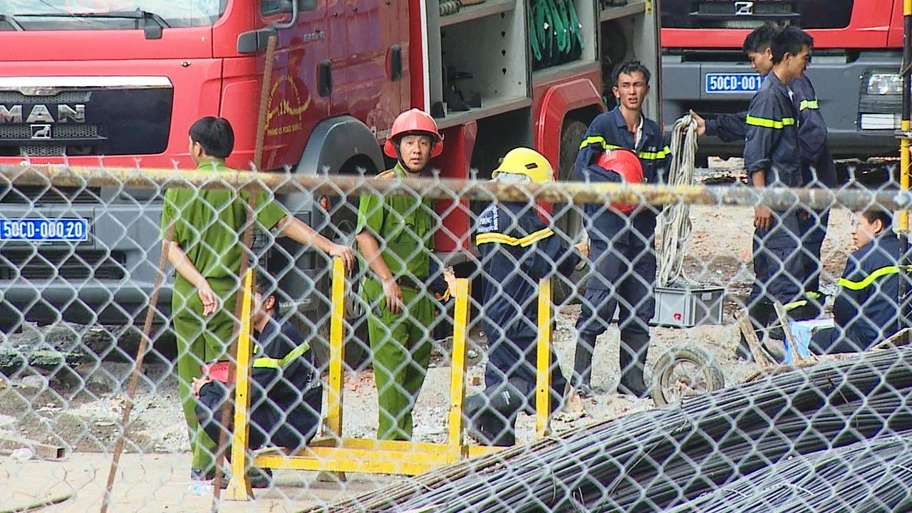 Hien truong vu chay chung cu 25 tang hinh anh