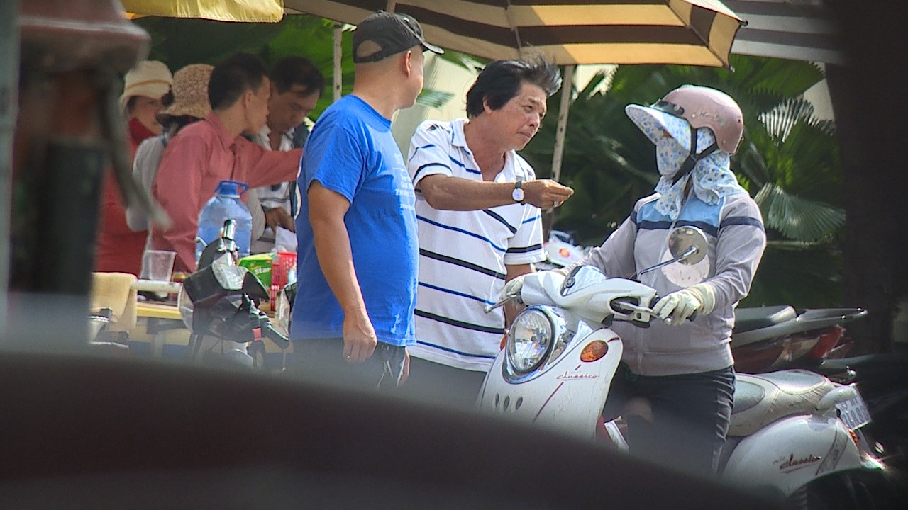 Co giay phep lai xe hoat dong cong khai o TP HCM hinh anh