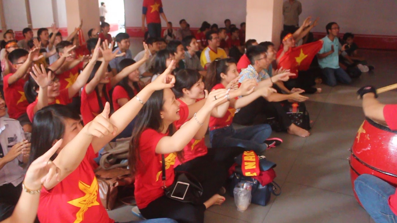 CDV tai TP HCM vo oa hanh phuc khi U23 som mo ty so hinh anh