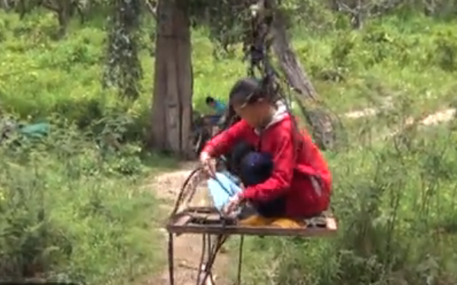 Ca lang di cap treo tu che dai 50 m qua song hinh anh