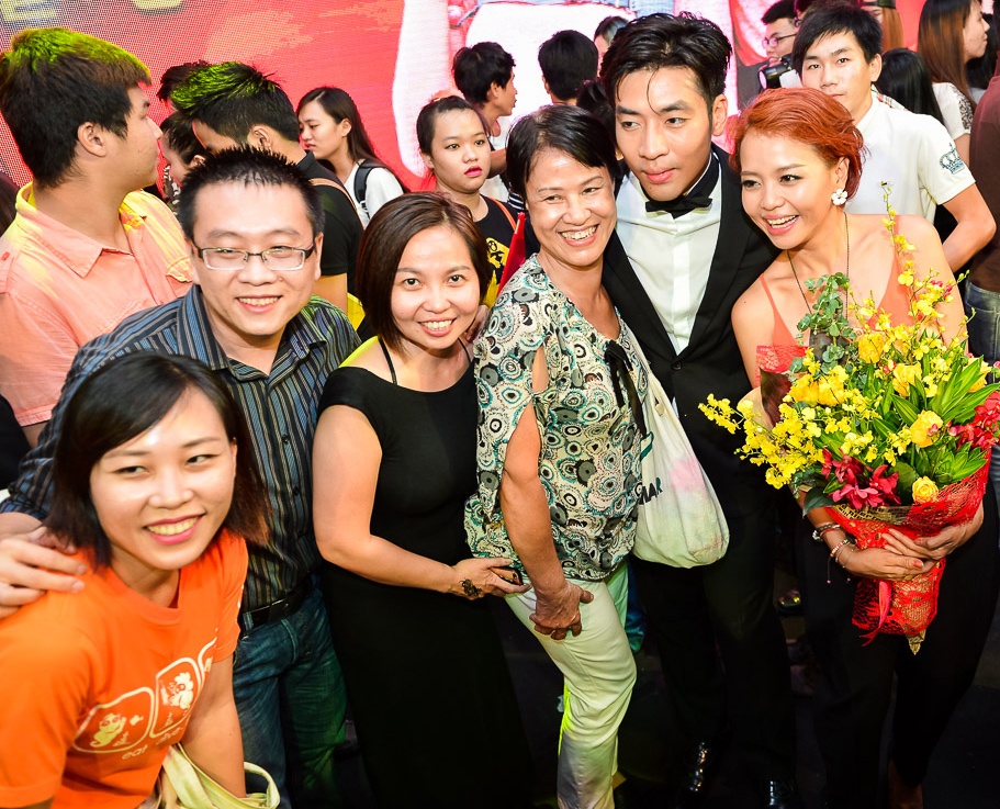 Cap doi chi em vo dich Cuoc dua ky thu 2015 hinh anh