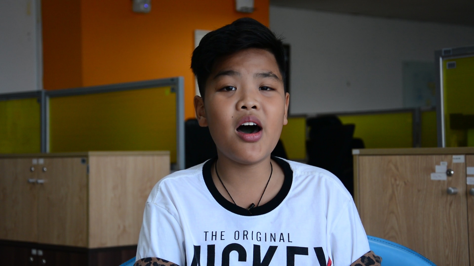 Tien Quang nong nan voi ca khuc cach mang hinh anh