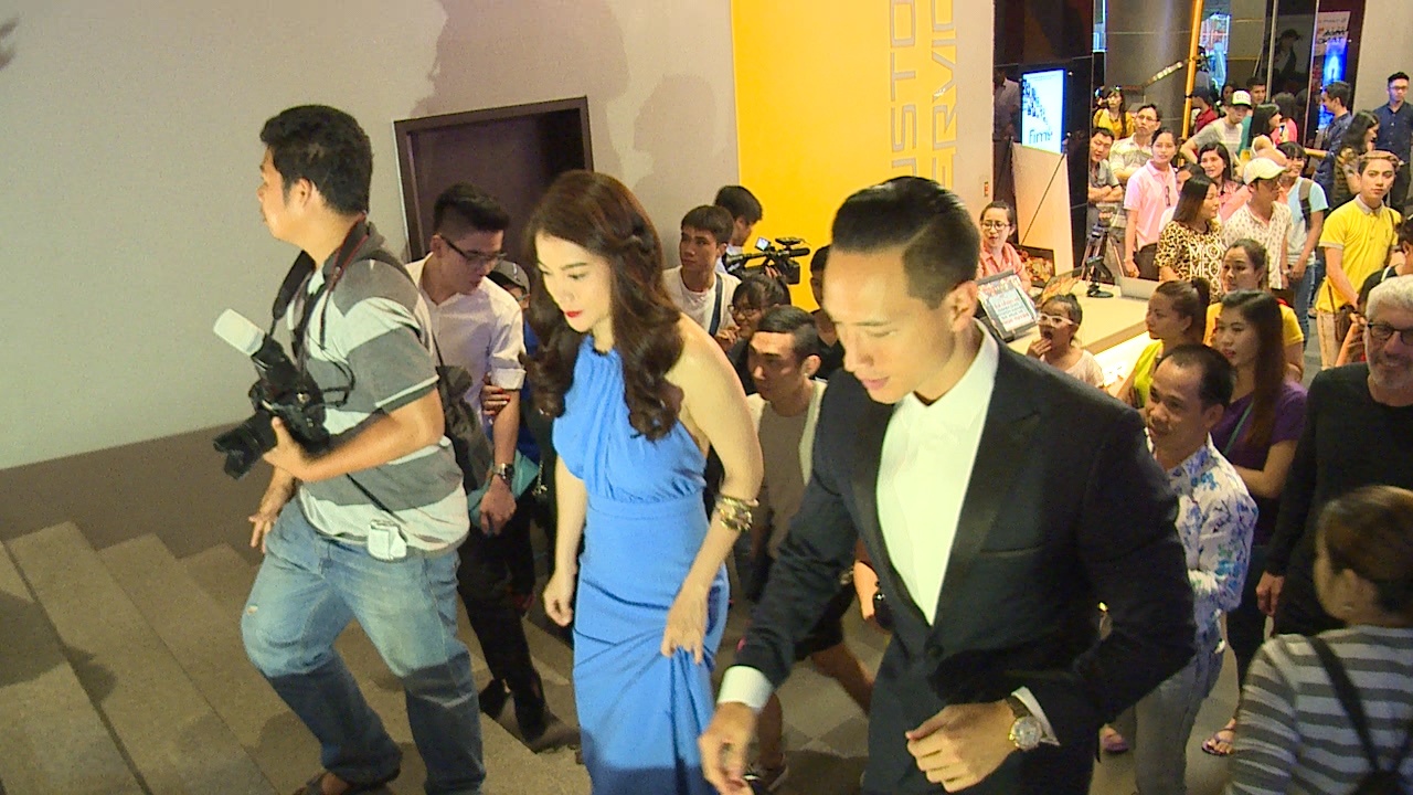 Khan gia chen chan xem 'Huong Ga', 'Ngay tro ve' hinh anh