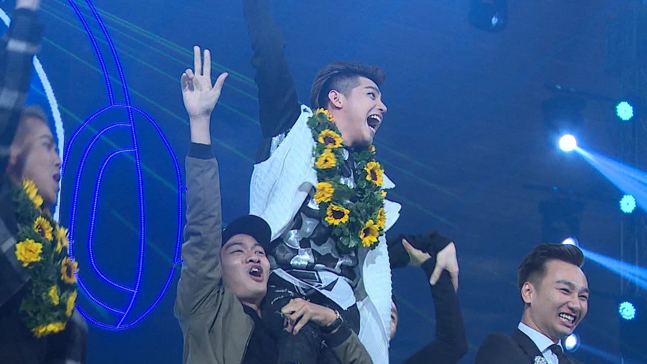 Doi Noo Phuoc Thinh chia se cam xuc dang quang hinh anh