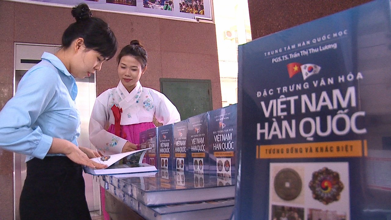 Di tim su tuong dong giua 2 nen van hoa Viet - Han hinh anh