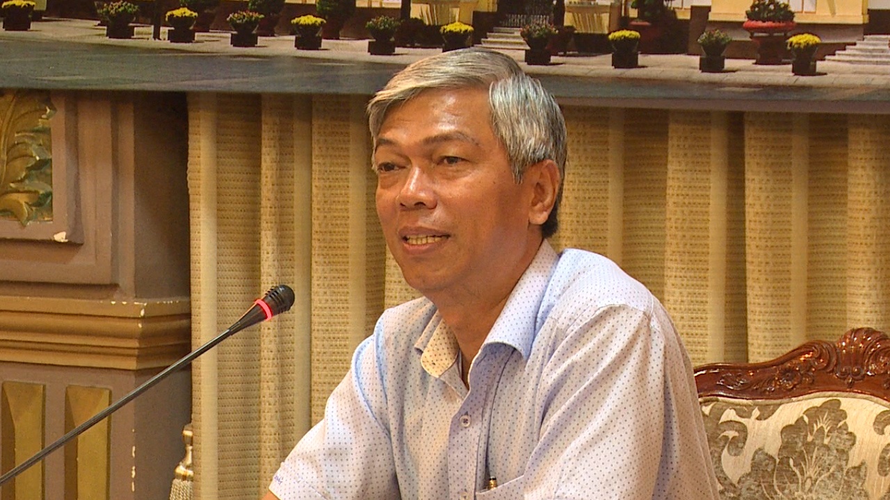 Chanh van phong UBND TP.HCM: Via he Sai Gon 'co phan cung, phan mem' hinh anh