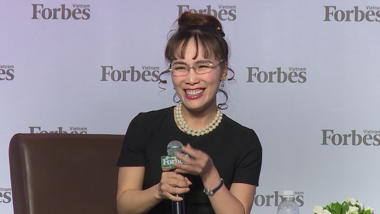 Ba chu Vietjet: 'Toi chua quen voi danh xung ty phu' hinh anh