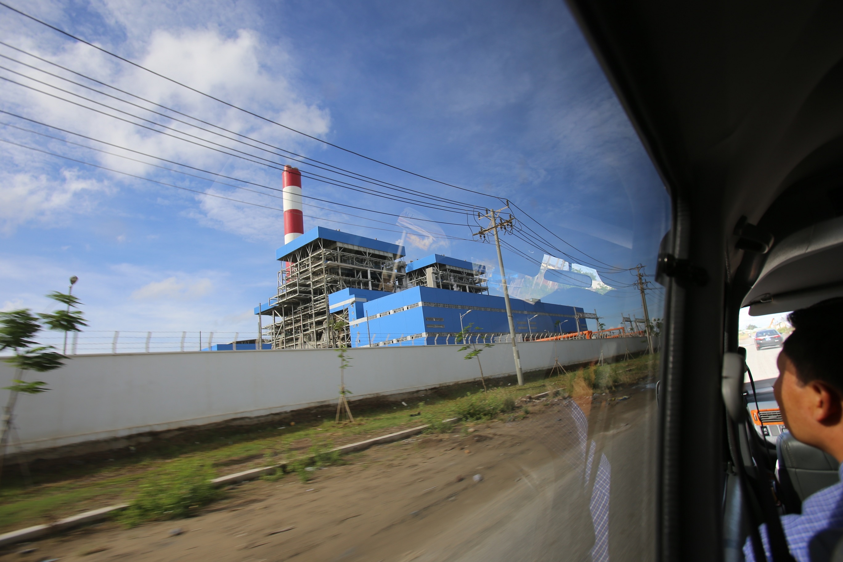 thị sát nhà máy Nhiệt điện Duyên Hải ảnh 3 thi sat nha may Nhiet dien Duyen Hai anh 3