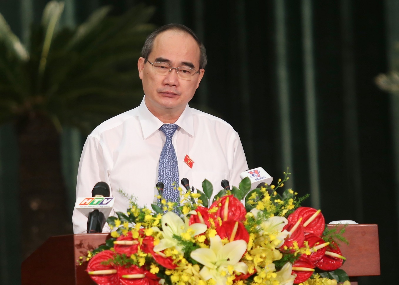 Bi thu Nguyen Thien Nhan: 'De vi dat nuoc, vi thanh pho' hinh anh